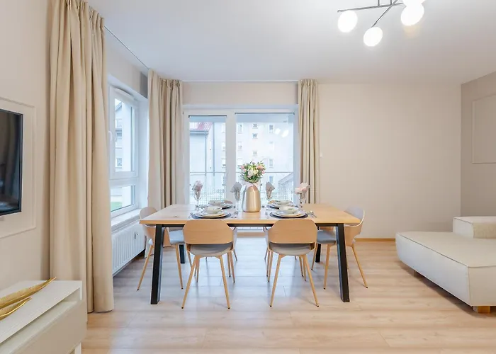 Lighthouse - Solna 11 公寓 *