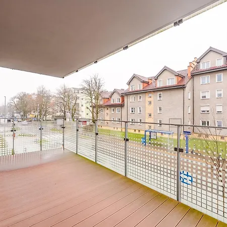 Lighthouse - Solna 11 * كولوبرزيغ