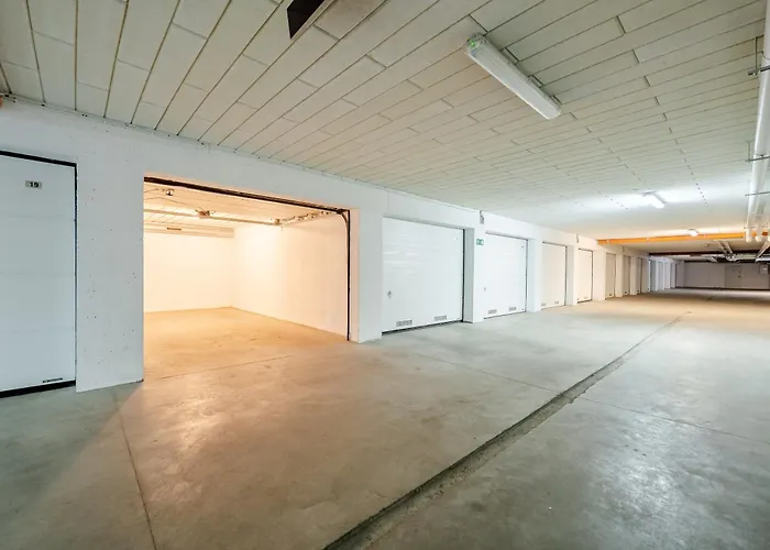 Lighthouse - Solna 11 *